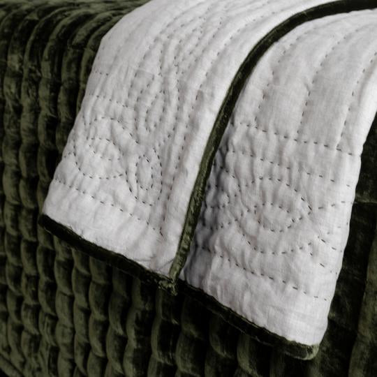 Lux Silk Velvet Throw - Forest Green